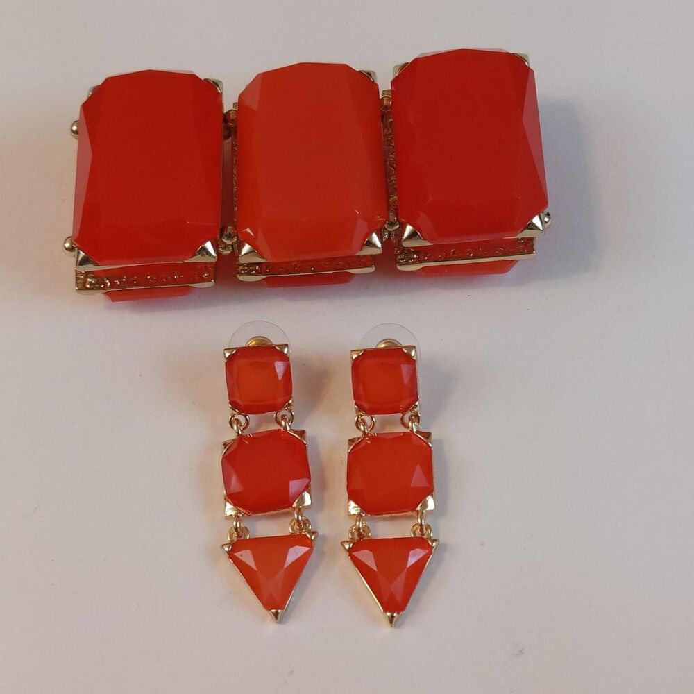 Bright Red Orange and Gold Chunky Geometric Molded Resin Bracelet Earrings Set